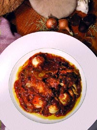 Amanites Stifado mit Kastanien